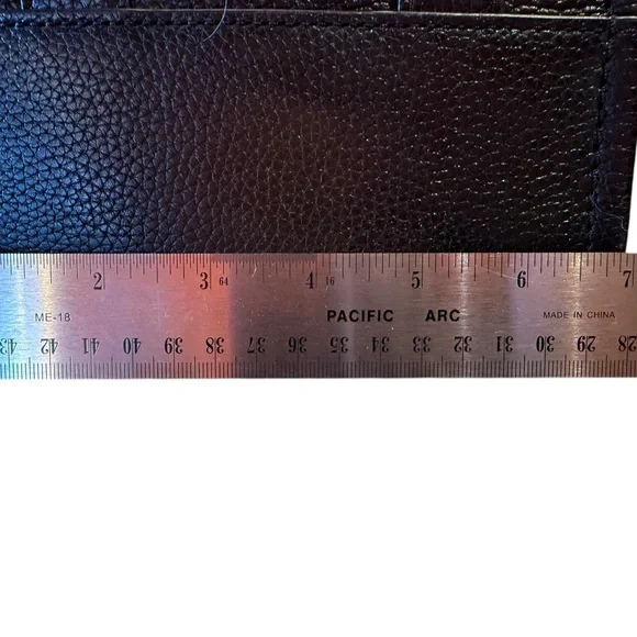 Marc Jacobs Black Leather The Tote Bag Crossbody Bag - Picture 5 of 15